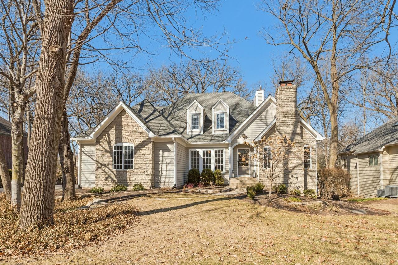 771 Black Walnut Ct., Sugar Grove, IL 60554