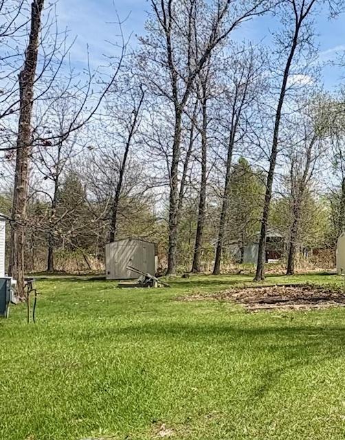 20/25 Woodhaven, Sublette, IL 61367