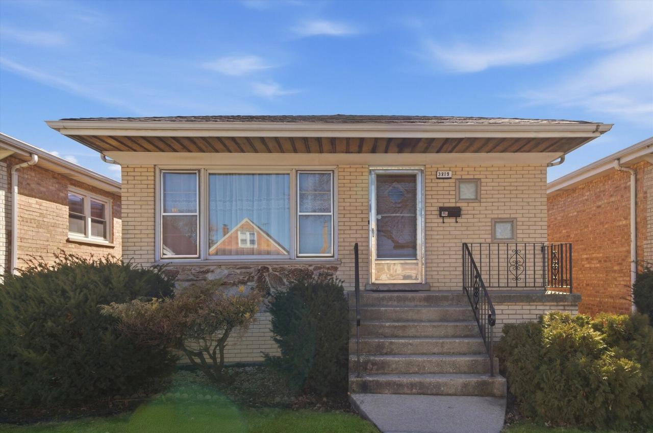 3819 W 66th Pl., Chicago, IL 60629