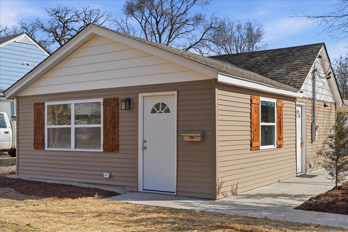 2407 Horeb Ave., Zion, IL 60099