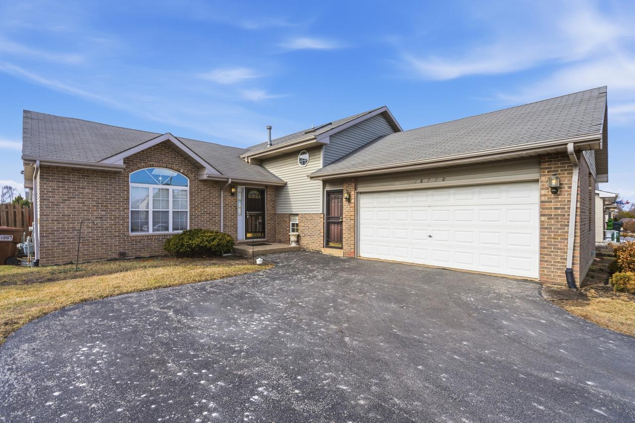 18710 Walnut Ave., Country Club Hills, IL 60478