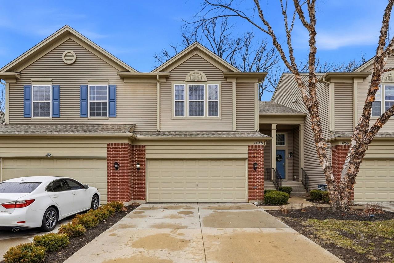 1438 Yellowstone Dr., Streamwood, IL 60107