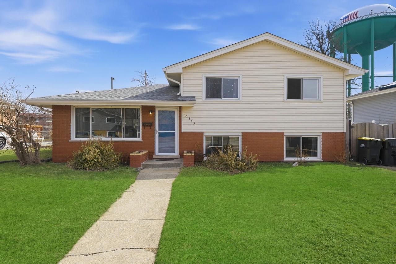 10345 Barnard Dr., Chicago Ridge, IL 60415