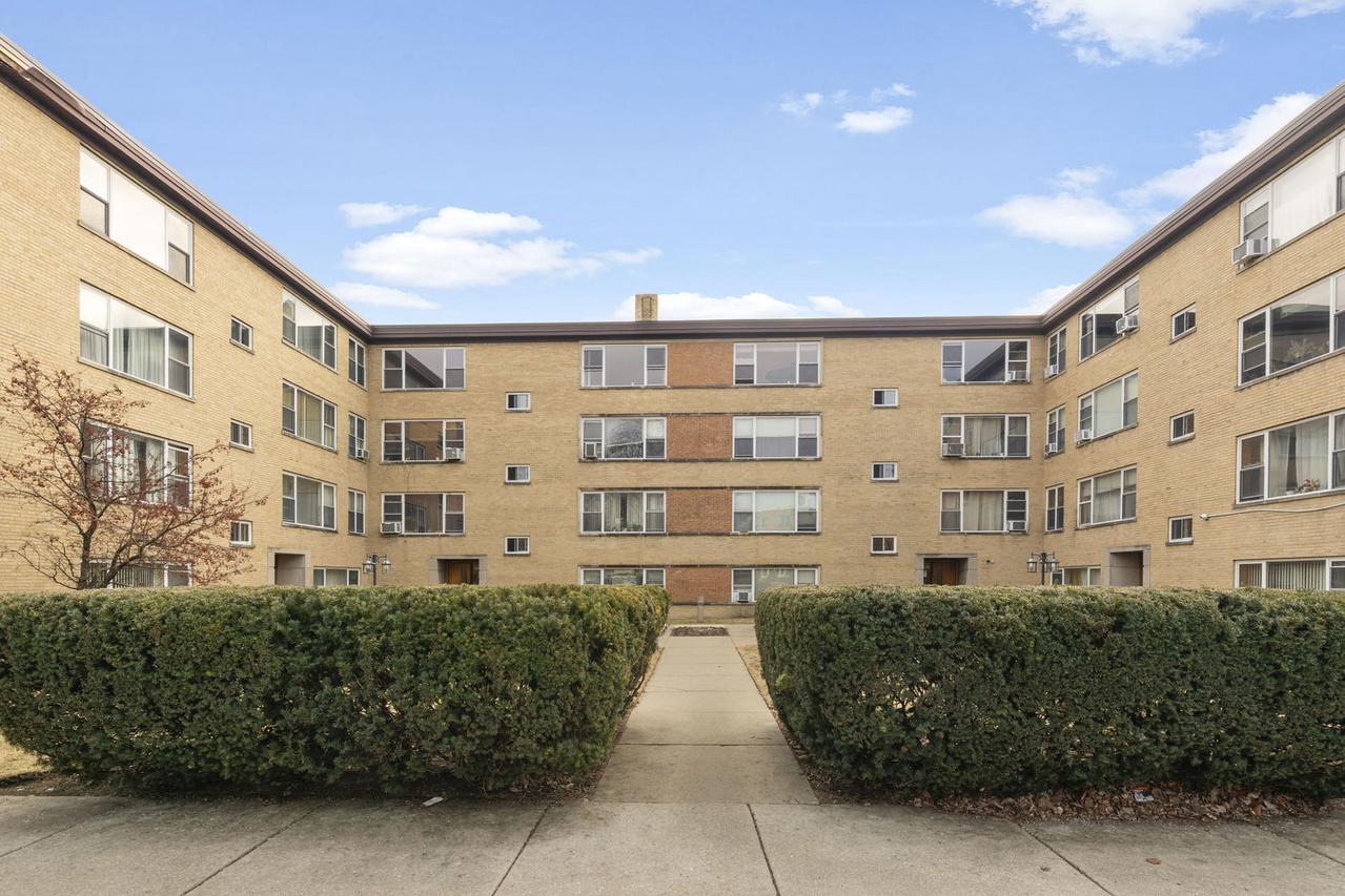 2615 W Fitch Ave. #3A, Chicago, IL 60645