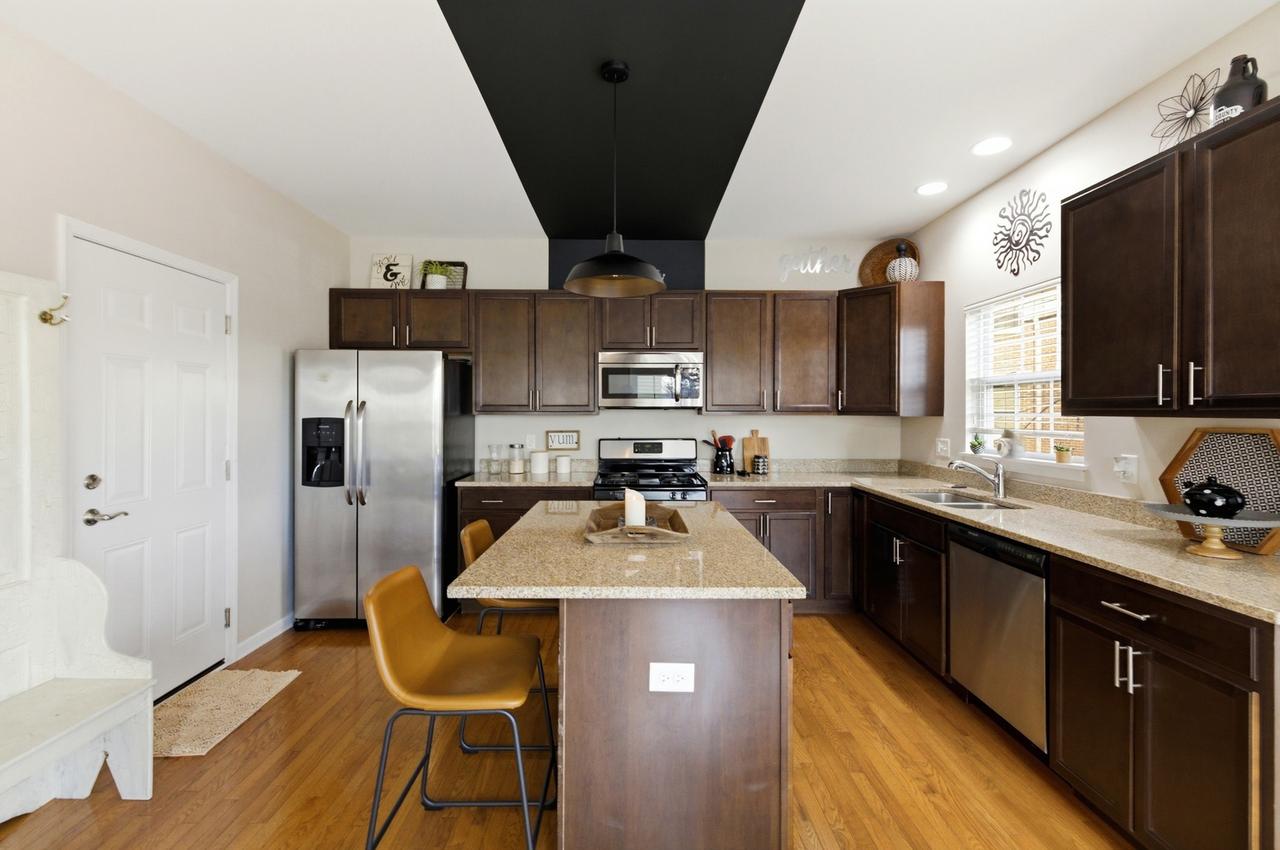 119 N 1st St., Geneva, IL 60134