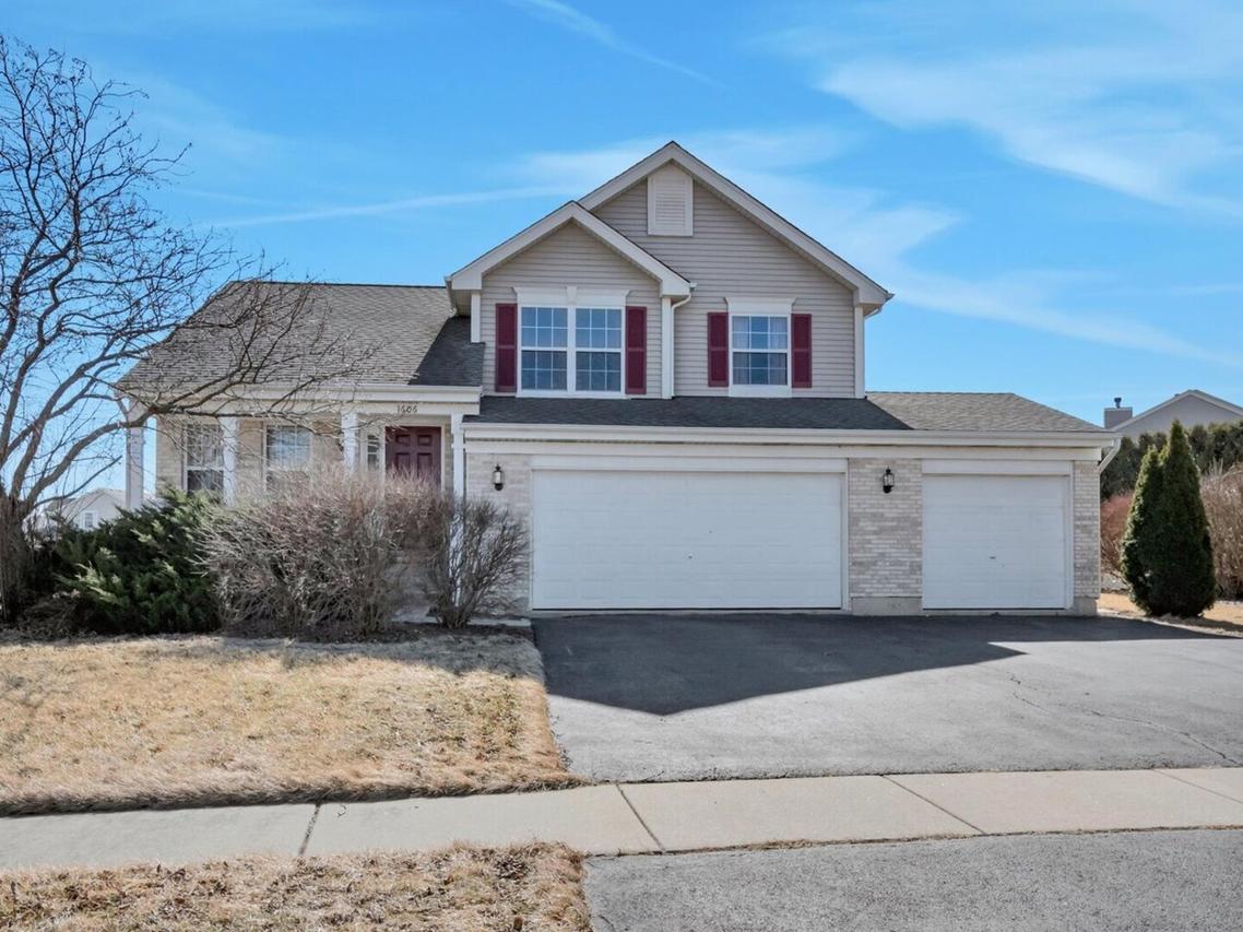 1606 Donegal Dr., Minooka, IL 60447