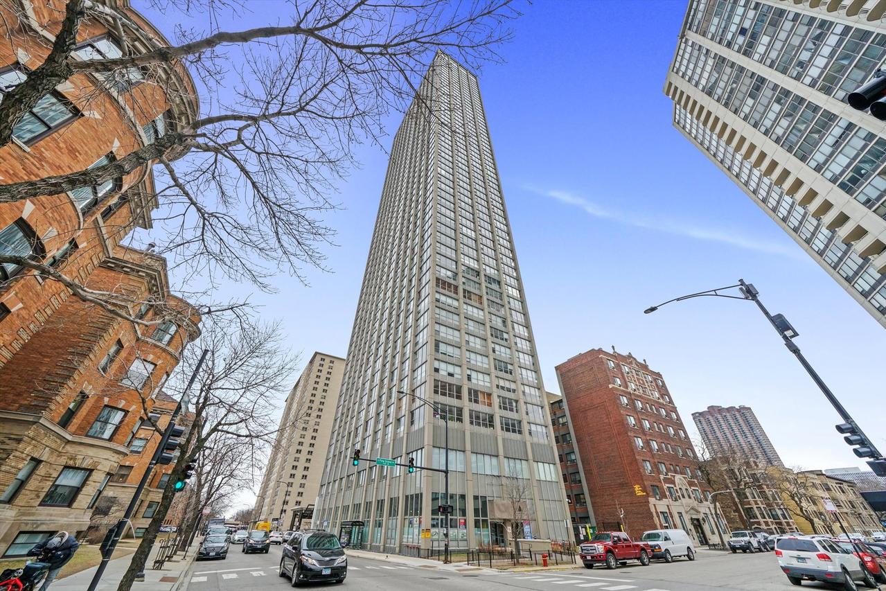 [Address Hidden by Seller], Chicago, IL 60613