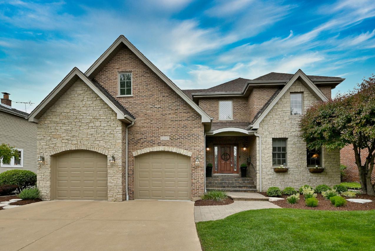 281 E Vallette St., Elmhurst, IL 60126