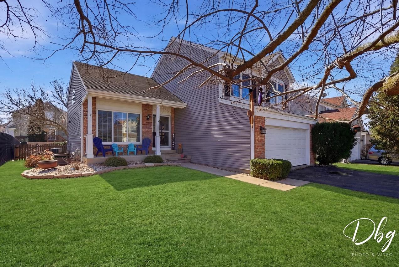 67 W Dahlia Ln., Round Lake Beach, IL 60073