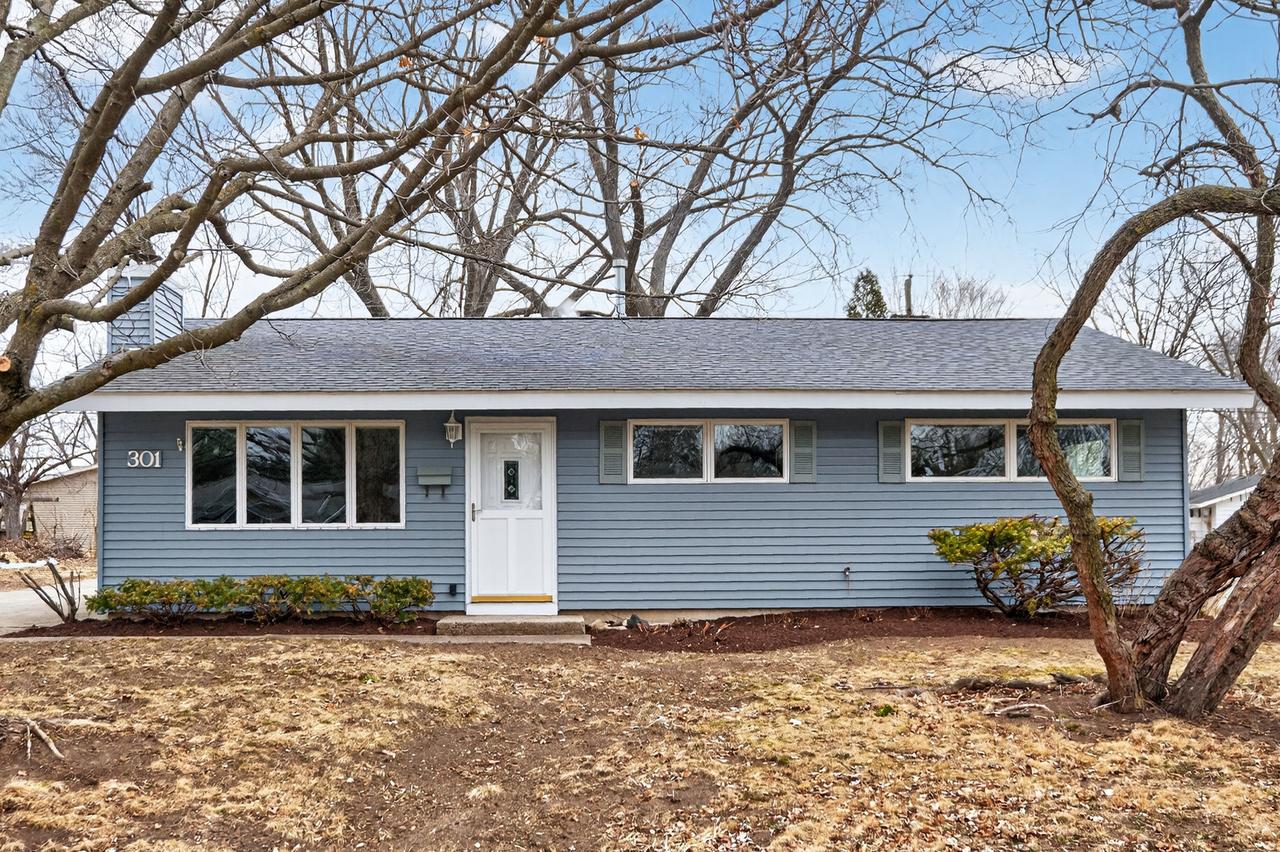 301 River Dr., Dekalb, IL 60115