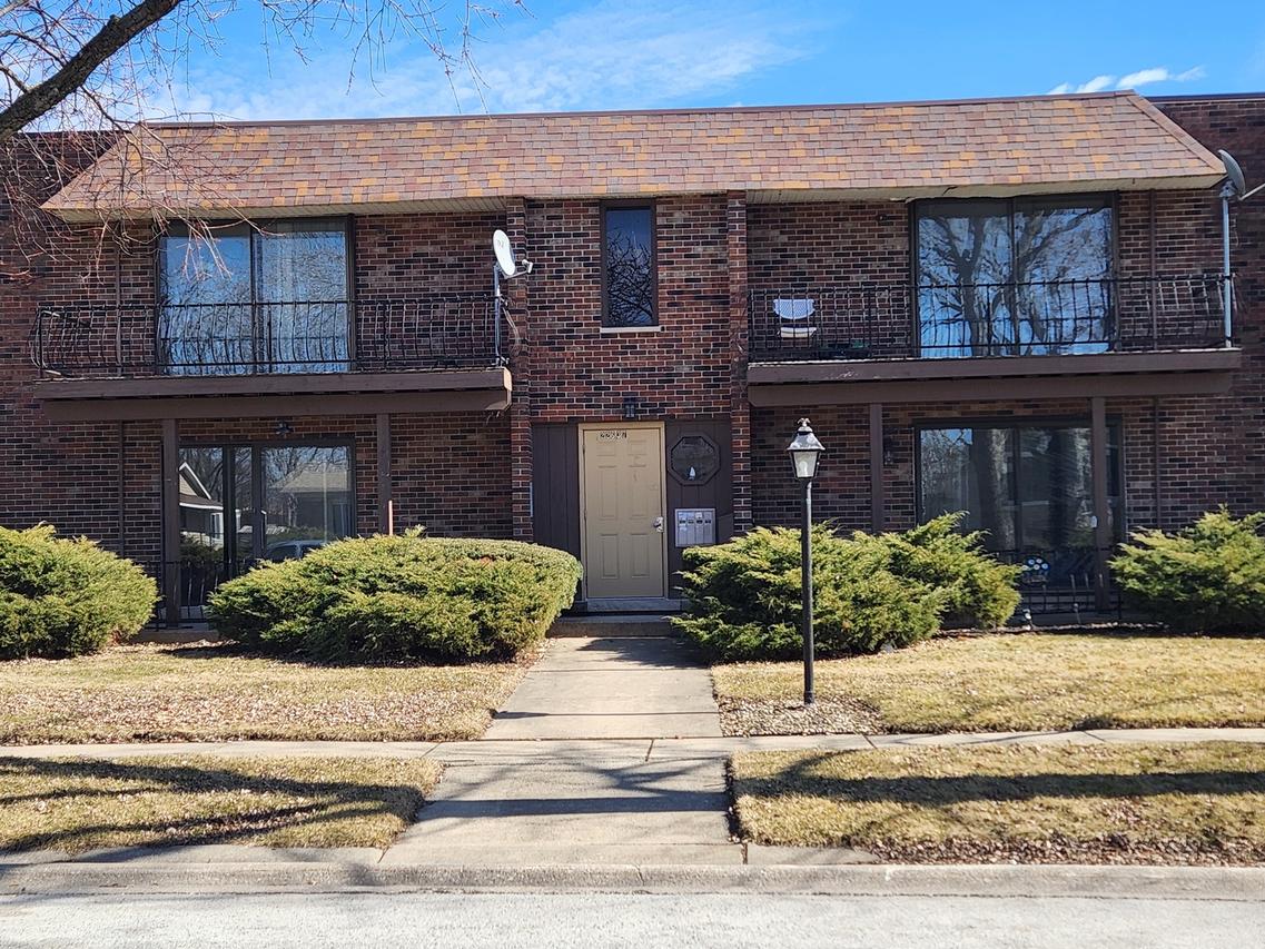 22637 Pleasant Dr. #4, Richton Park, IL 60471