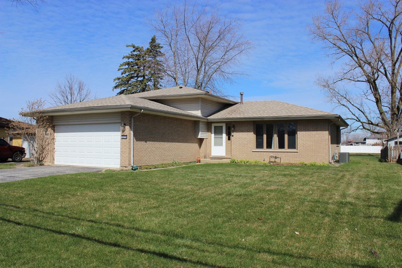 4432 143rd St., Crestwood, IL 60418