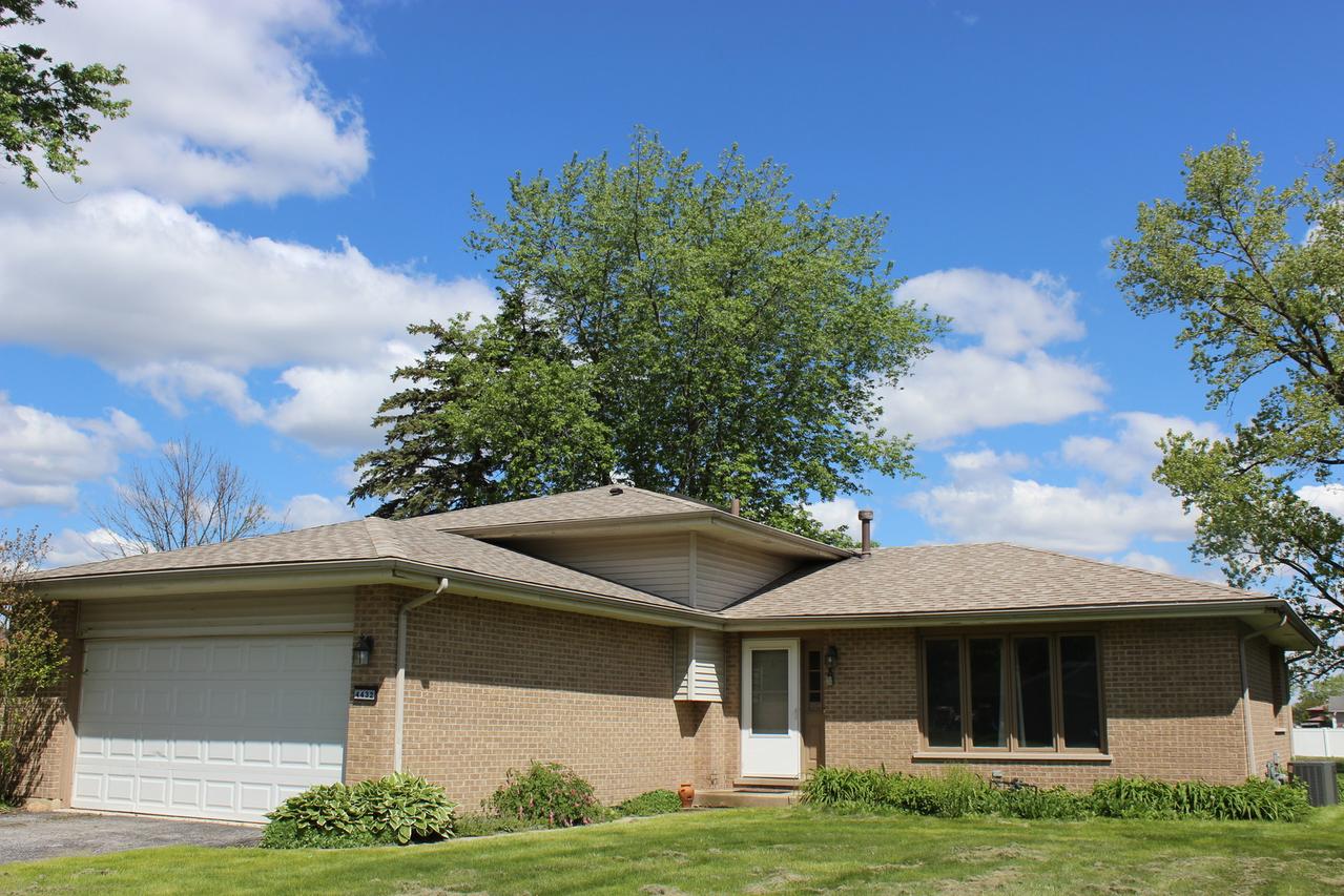 4432 143rd St., Crestwood, IL 60418