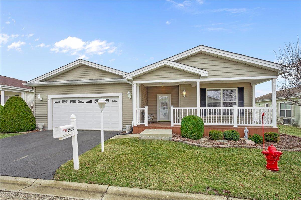 2905 Carousel Ct., Grayslake, IL 60030