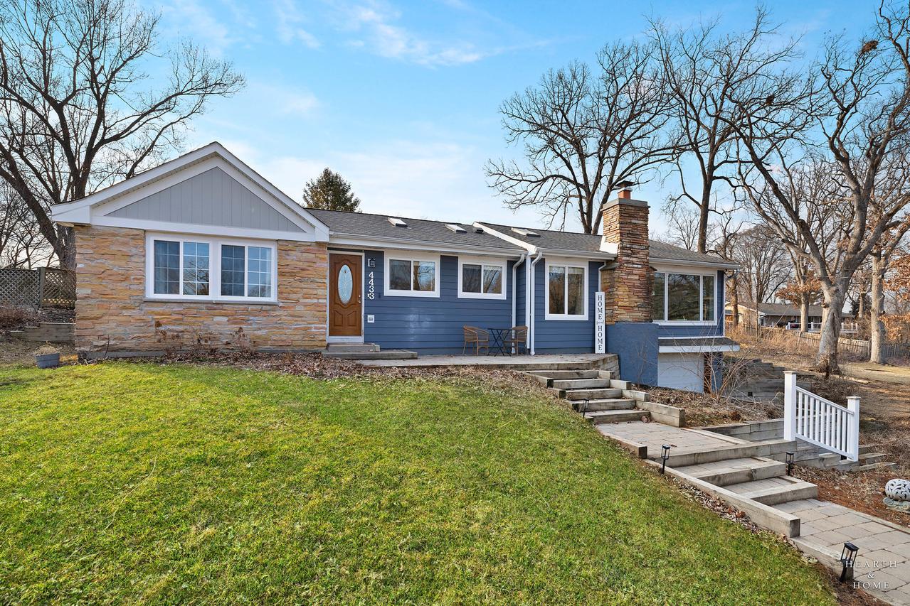 4433 Wildwood Dr., Crystal Lake, IL 60014