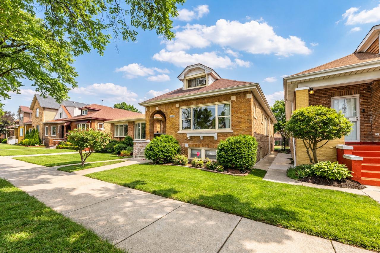 9419 S Wabash Ave., Chicago, IL 60619