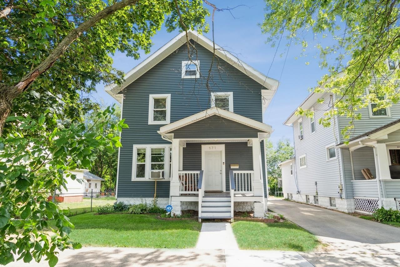 571 E Benton St., Aurora, IL 60505