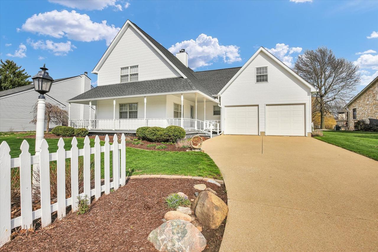 2504 Lakewood Dr., Champaign, IL 61822