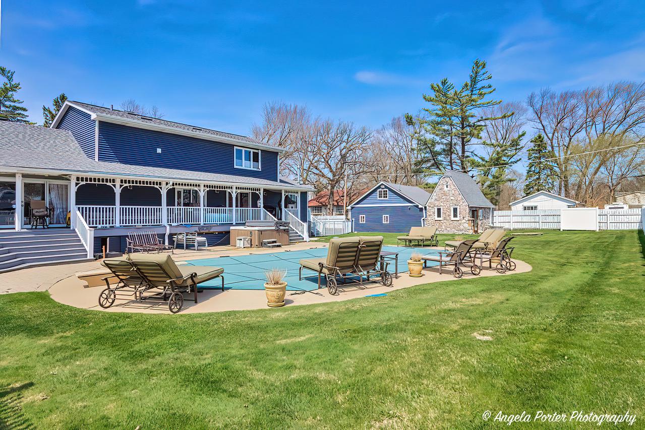 41653 N Lotus Ave., Antioch, IL 60002