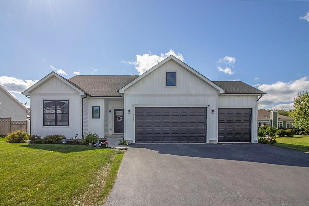 1005 Joel Ln., Genoa, IL 60135