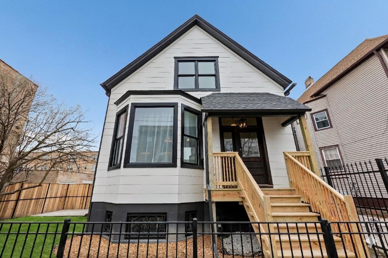 3225 W Altgeld St., Chicago, IL 60647