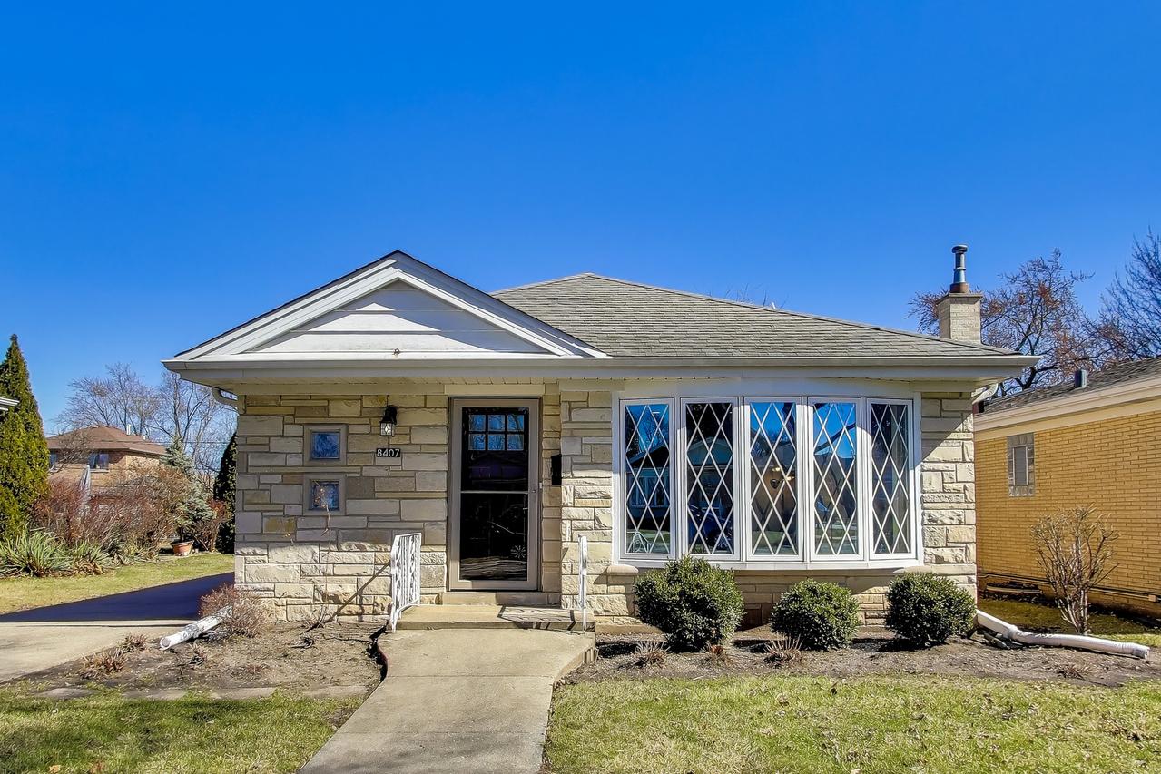 8407 N Olcott Ave., Niles, IL 60714