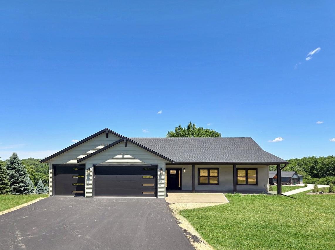 21-51 Marina Ct., Lake Carroll, IL 61046