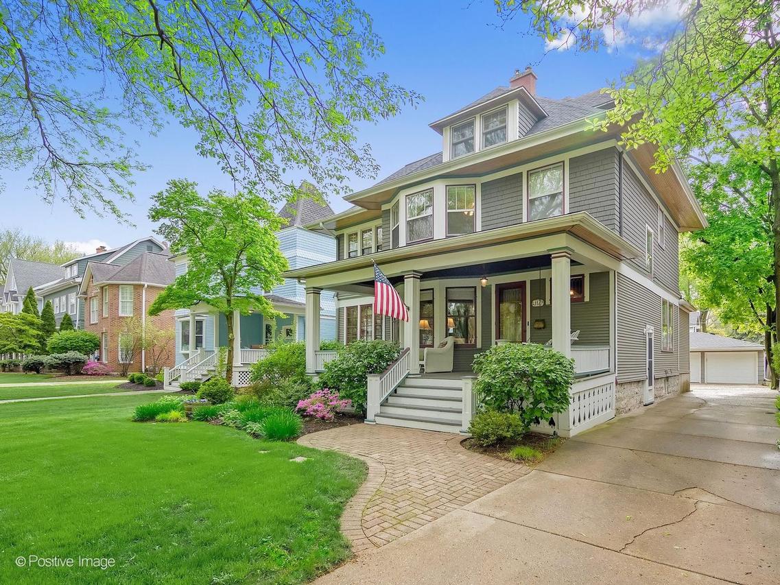 112 S Waiola Ave., La Grange, IL 60525