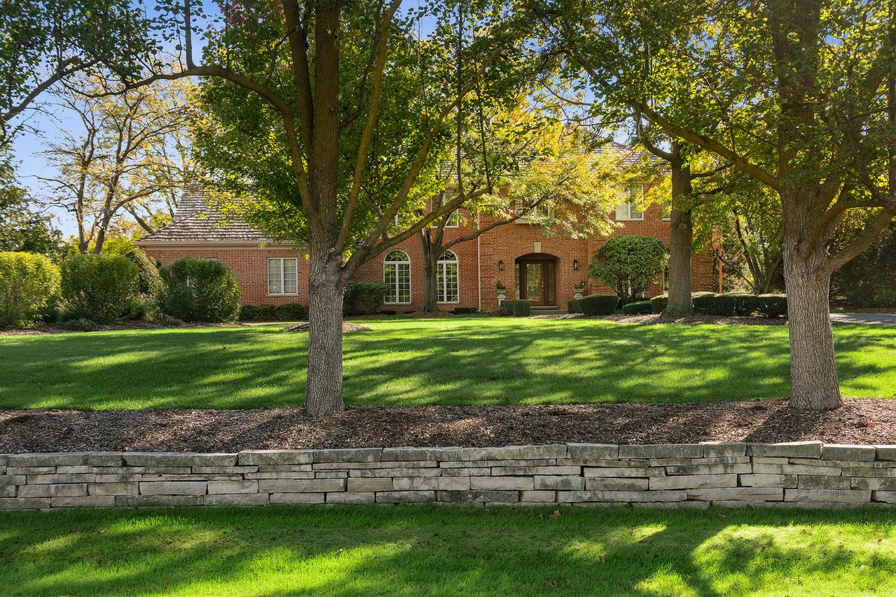 1515 Galloway Dr., Inverness, IL 60010