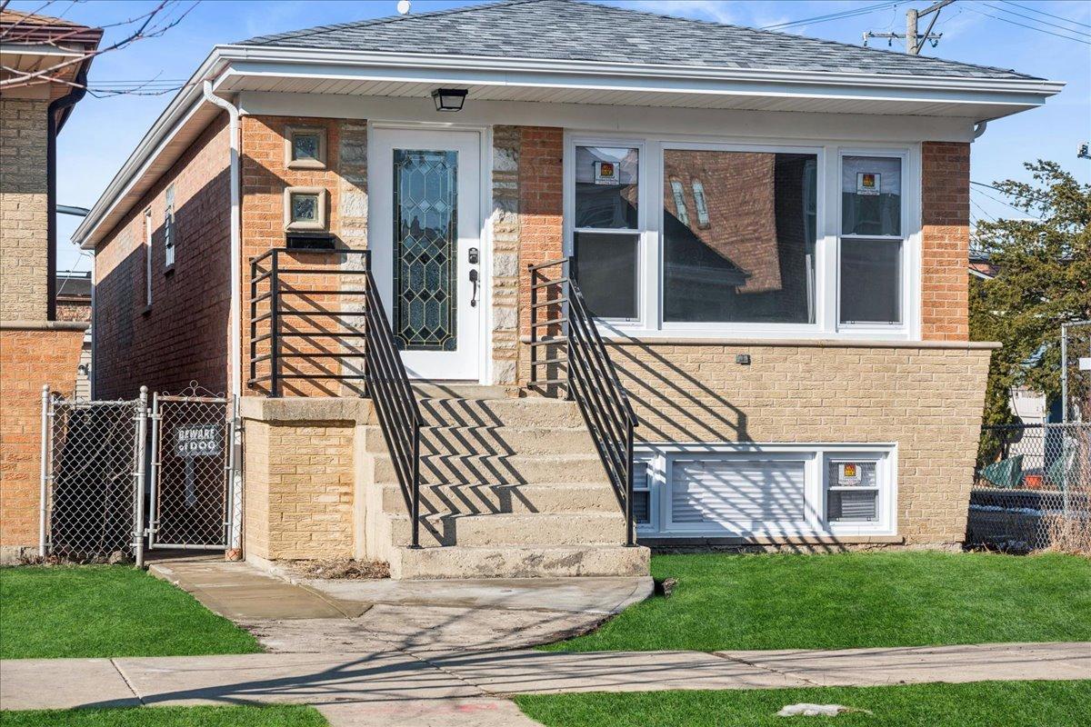 [Address Hidden by Seller], Chicago, IL 60632