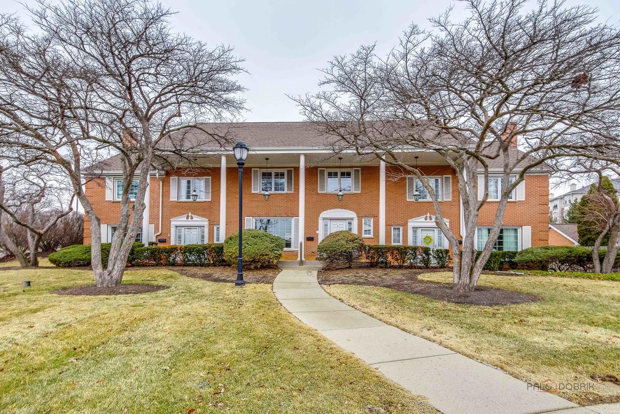 2 N Tower Rd., Oak Brook, IL 60523