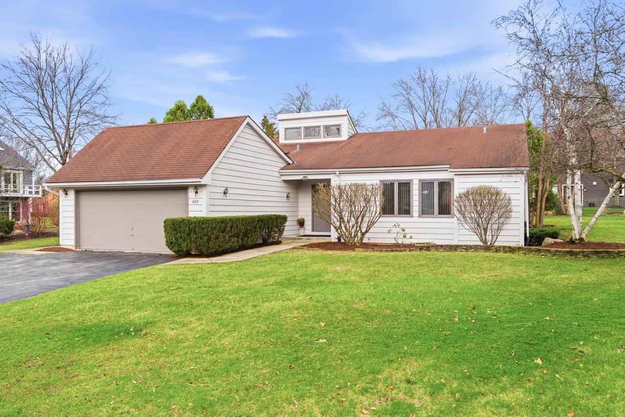 1889 Winkler Ct., Lisle, IL 60532