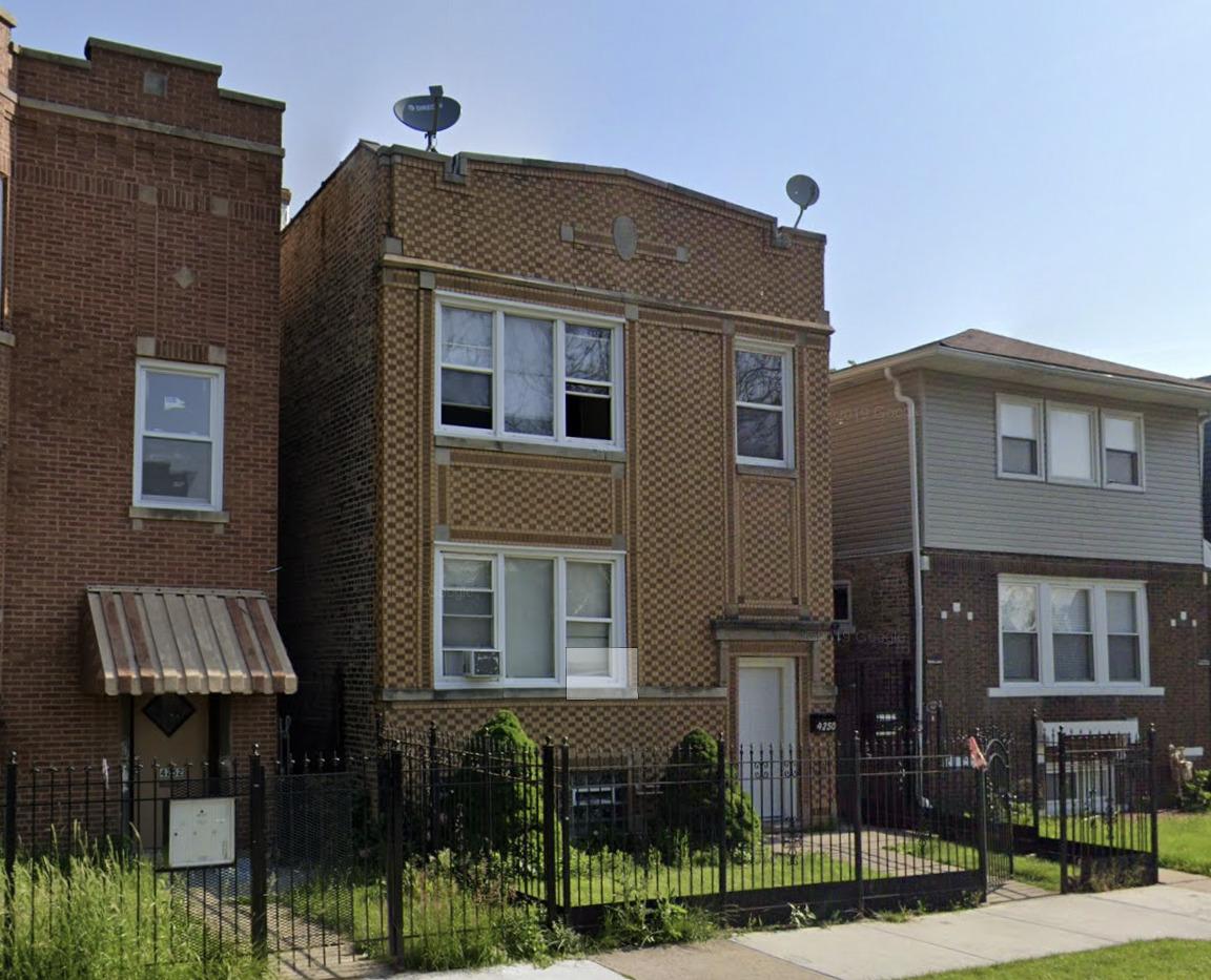 4250 W Haddon Ave., Chicago, IL 60651
