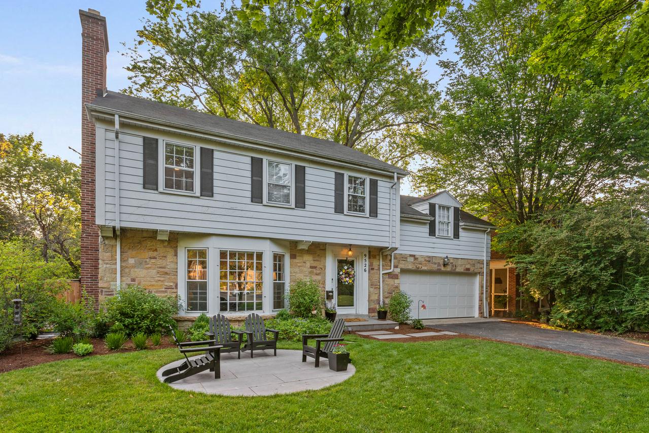 9526 Lawndale Ave., Evanston, IL 60203