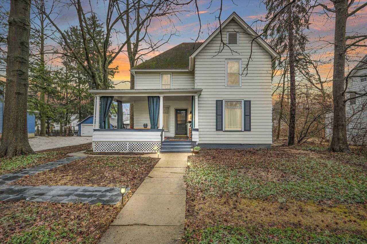 1009 W Church St., Champaign, IL 61821