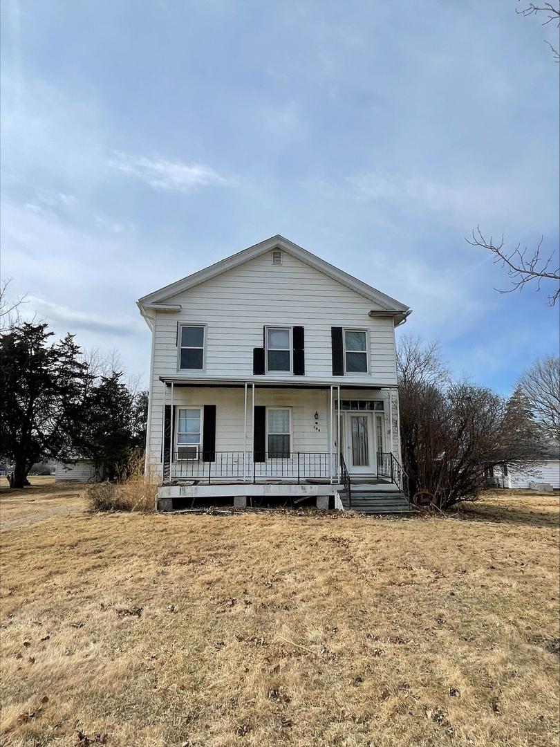 106 S East St., Dover, IL 61323