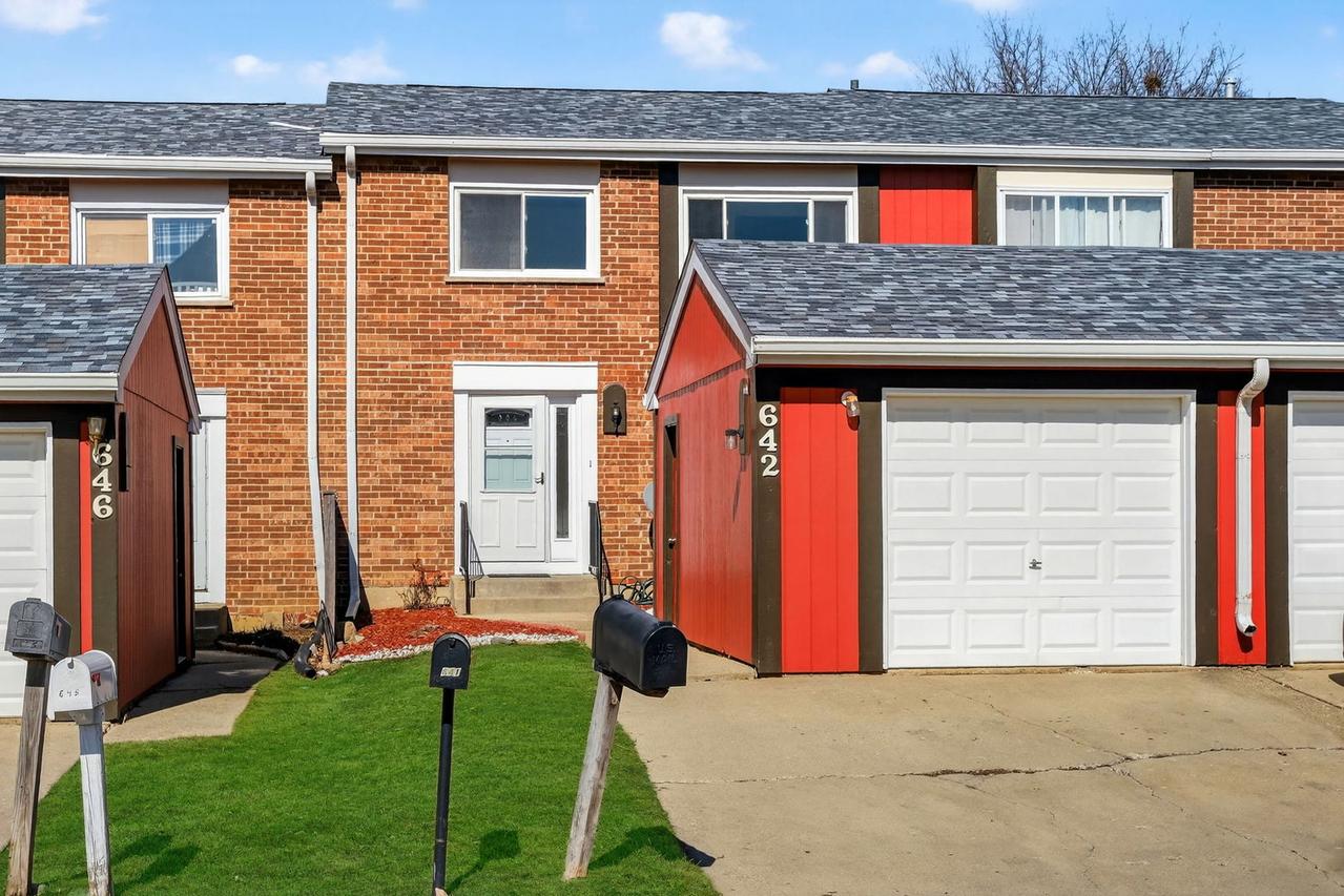 642 Sundance Dr., Bolingbrook, IL 60440