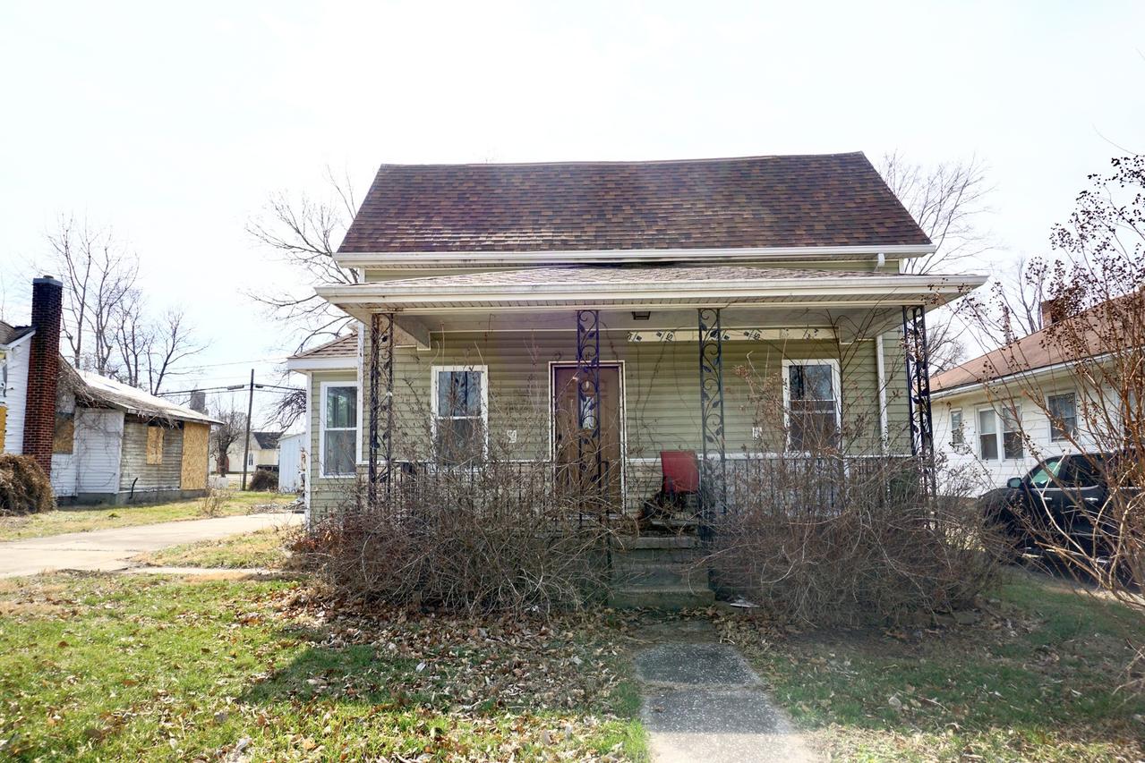 504 W Randolph St., Pinckneyville, IL 62274