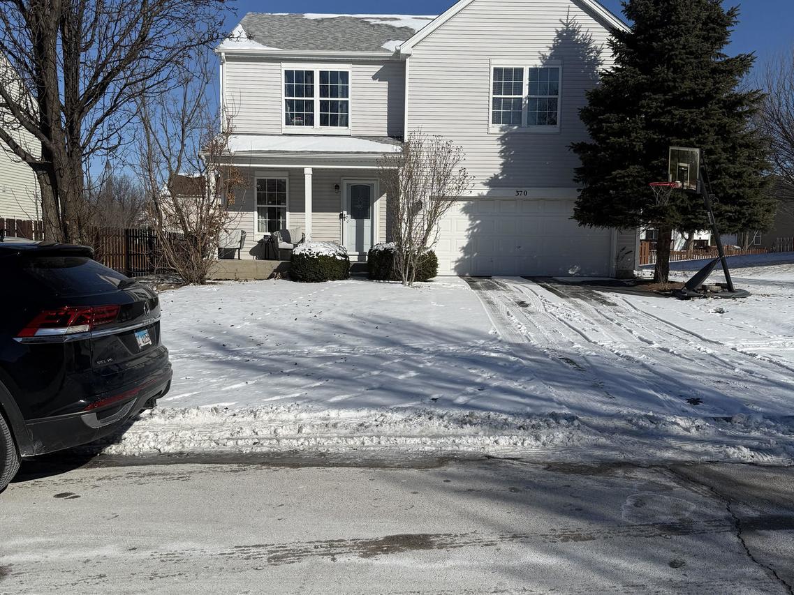 370 Dartmoor Ave., Romeoville, IL 60446