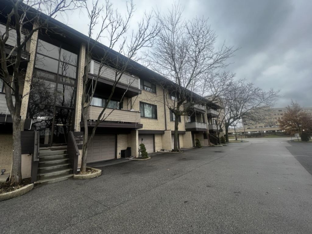 1710 Dempster St. #A, Park Ridge, IL 60068