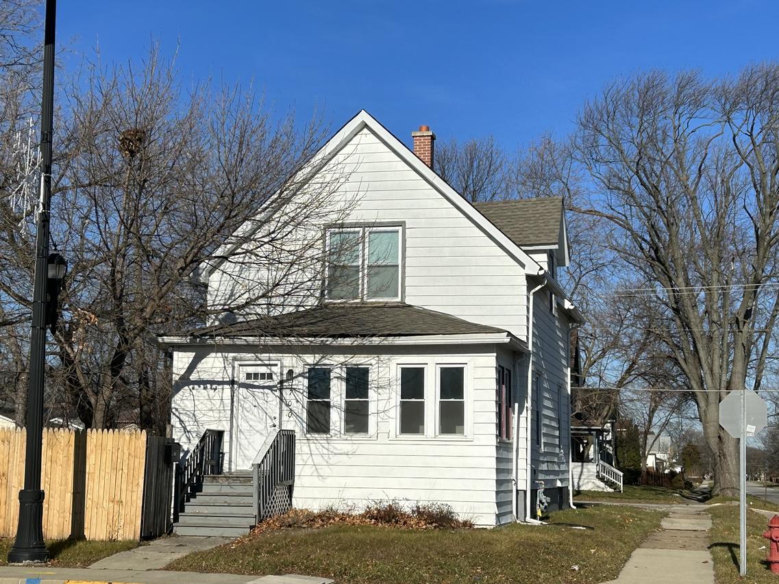 [Address Hidden by Seller], North Chicago, IL 60064