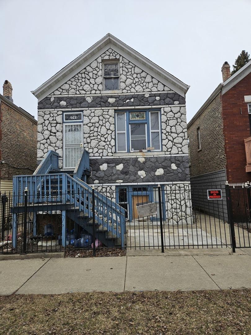 2741 S Avers Ave., Chicago, IL 60623