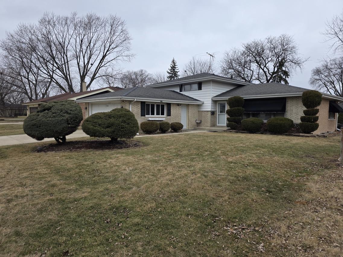 1222 E 170th St., South Holland, IL 60473