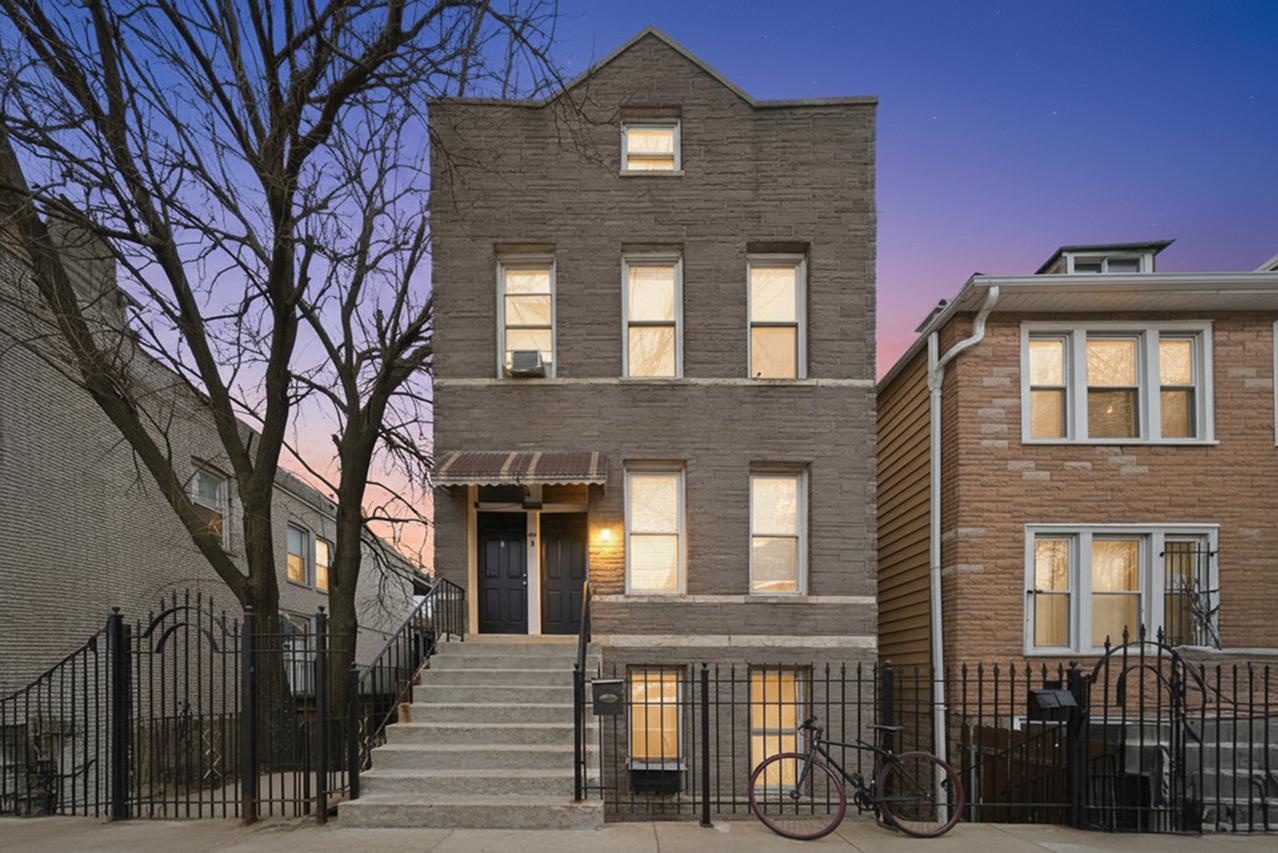 1852 W 17 St., Chicago, IL 60608