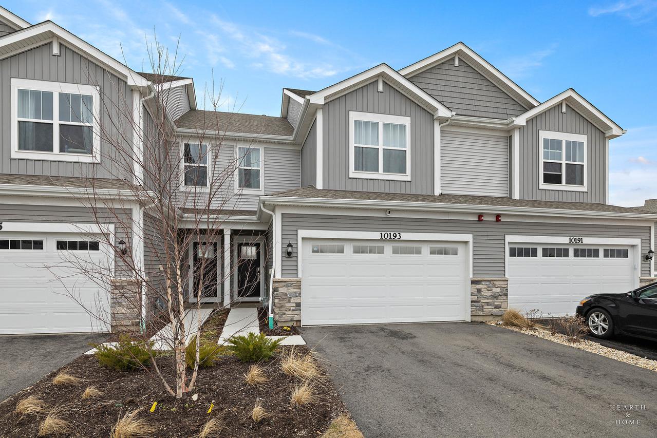 10193 Mcmahon Way, Huntley, IL 60142
