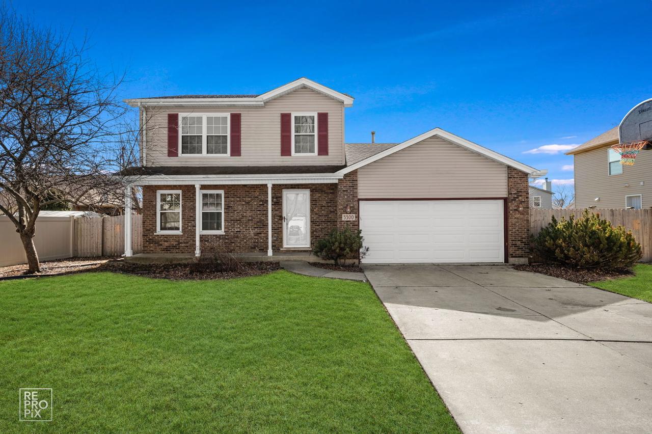 5300 Lindenwood Cir., Plainfield, IL 60586