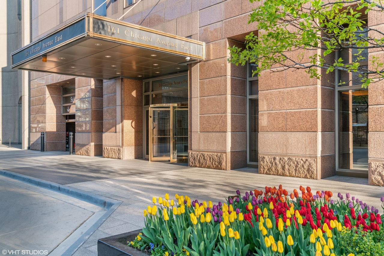 161 E Chicago Ave. #33DE, Chicago, IL 60611