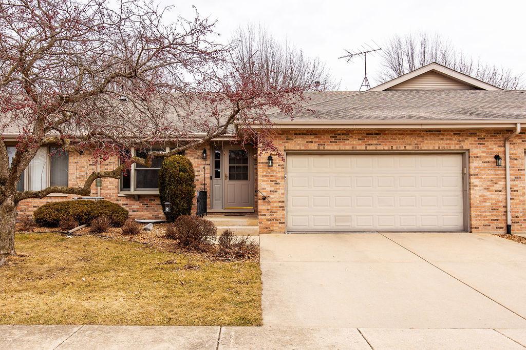 802 Eagle Creek Rd., Elwood, IL 60421