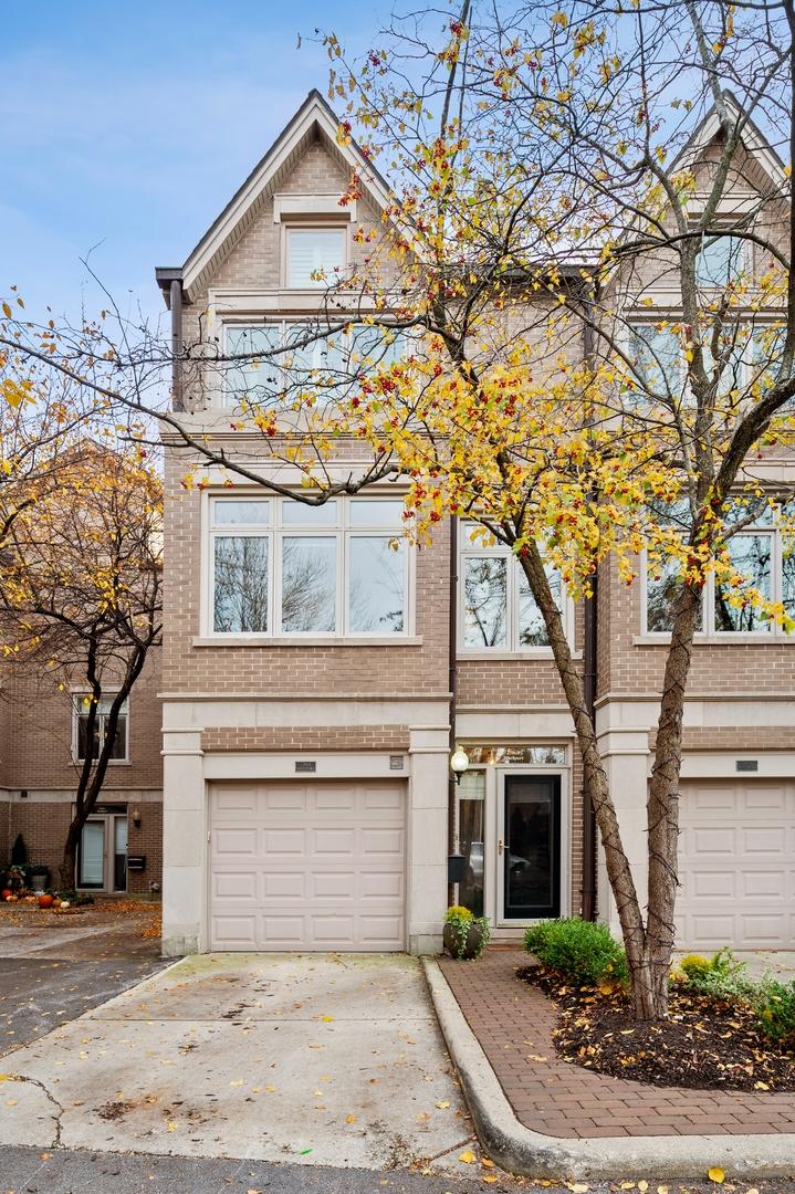 2706 N Southport Ave. #B, Chicago, IL 60614