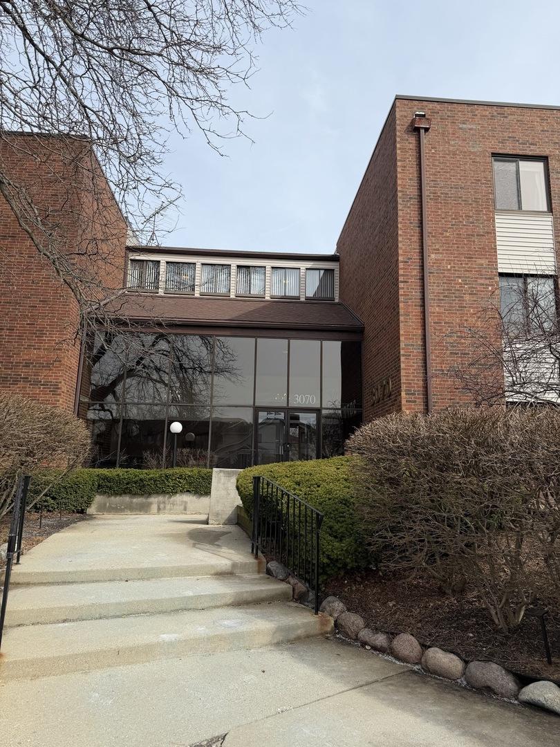 [Address Hidden by Seller], Northbrook, IL 60062